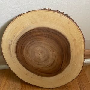 Wood slice cake holder wedding